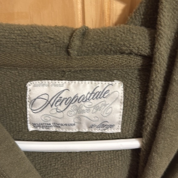 Aeropostale Green Hoodie with Embroidered Design - Picture 2 of 5